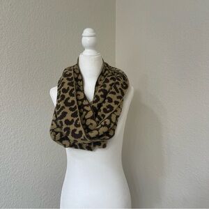 Women’s Scarf